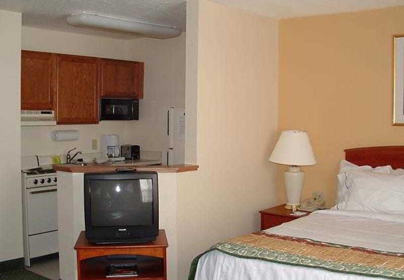 Extended Stay America Suites - Norfolk - Virginia Beach Room photo